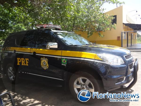 Polícia Rodoviária Federal recebe novas viaturas incluindo e uma moto Harley Davidson.(Imagem:FlorianoNews)