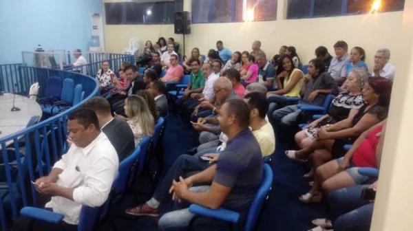 Câmara de Floriano abre ano legislativo com mensagem do prefeito Joel Rodrigues.(Imagem:FlorianoNews)