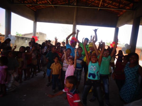Comunidade São João Batista realiza festa para crianças.(Imagem:FlorianoNews)