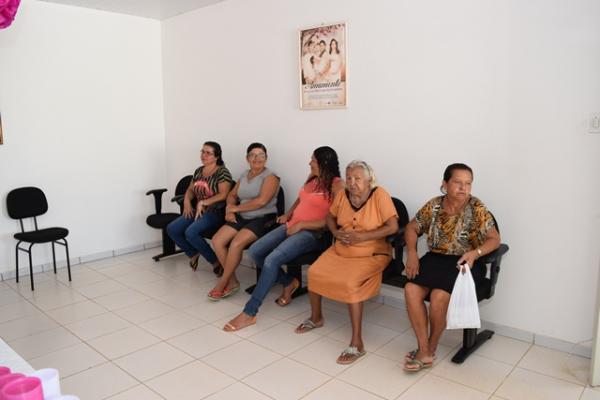 Pacientes do Posto de Saúde Dirceu Arcoverde são homenageadas pelo Dia Internacional da Mulher.(Imagem:Secom)