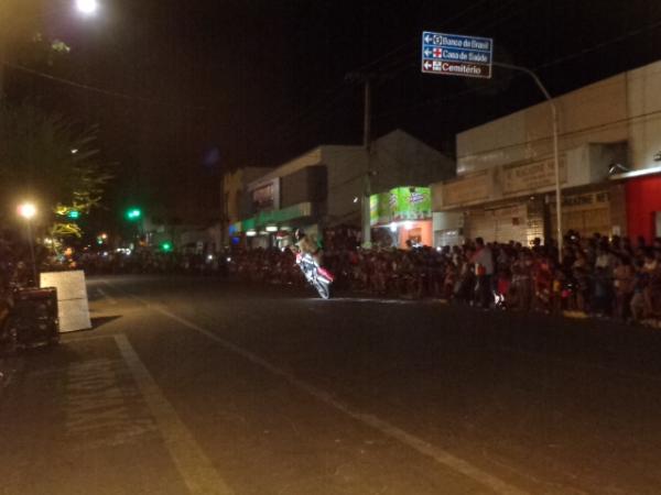 Cajueiro Motos promoveu Show de manobras com a Equipe Força e Acão em Floriano.(Imagem:FlorianoNews)