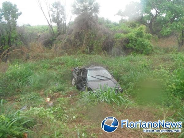 Colisão entre carro e moto deixa vítima fatal na BR 230.(Imagem:FlorianoNews)