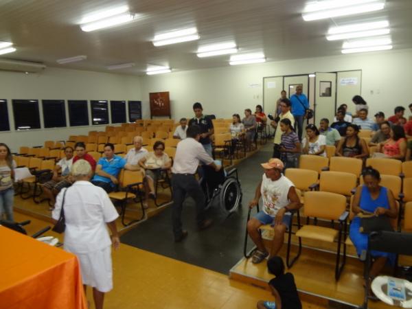 Realizada a entrega de 16 cadeiras de rodas em Floriano.(Imagem:FlorianoNews)