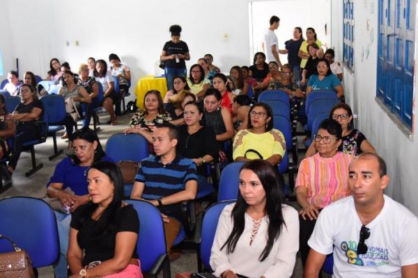 SEMED capacita professores para implementação da BNCC em Floriano(Imagem:Secom)