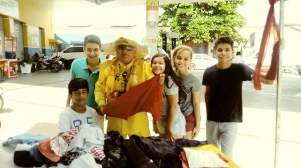 Estudantes realizam 4ª edição do Bazar da Felicidade em Floriano.(Imagem:FlorianoNews)