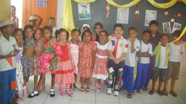 Escola Municipal realiza 3ª Feira Cultural Junina.(Imagem:FlorianoNews)