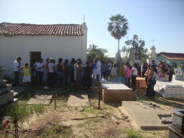 Missa no cemiterio de barao de grajau(Imagem:redação)