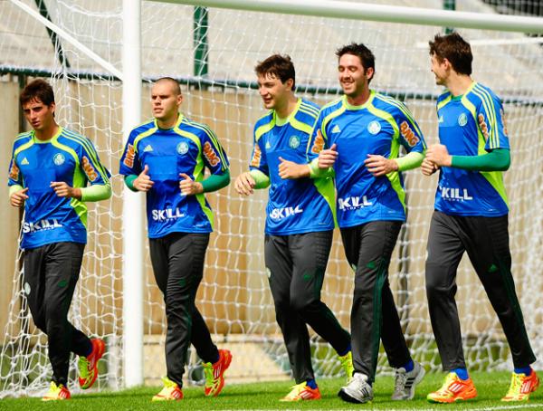 Pegorari, Deola, Raphael Alemão, Bruno e Fábio: os goleiros.(Imagem:Marcos Ribolli / Globoesporte.com)