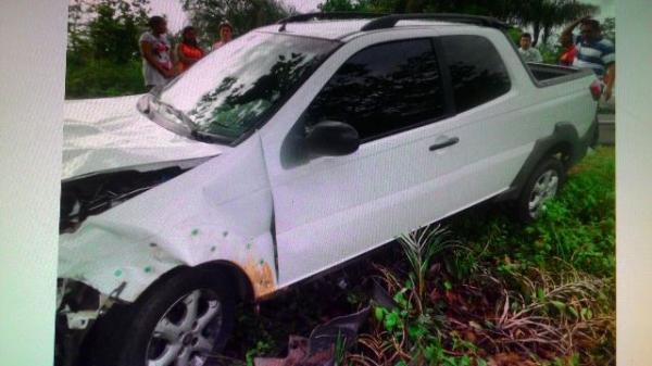 PRF identifica veículo roubado com placas clonadas.(Imagem:PRF)