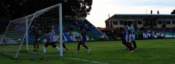 Contra Piauí, Cori-Sabbá perde a chance de ir para as semifinais do turno.(Imagem: Abdias Bideh/GloboEsporte.com)