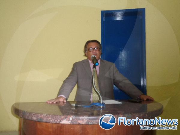 Vereador Carlos Antônio é eleito novo presidente da Câmara de Floriano..(Imagem:FlorianoNews)