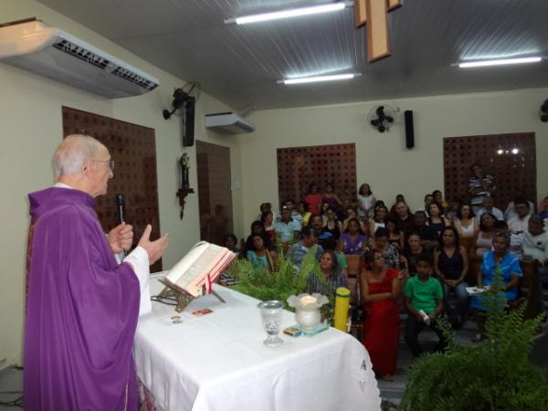 Frei Vicente Cardone comemorou 86 anos de vida.(Imagem:FlorianoNews)