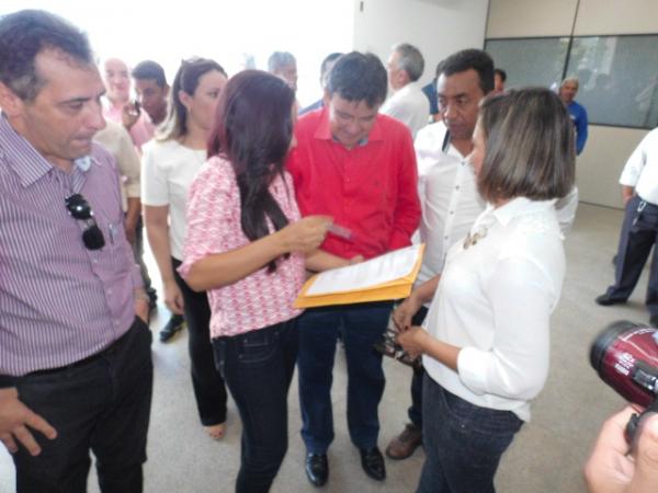 Diretora do SINE solicita do Governador ações para Floriano(Imagem:FlorianoNews)