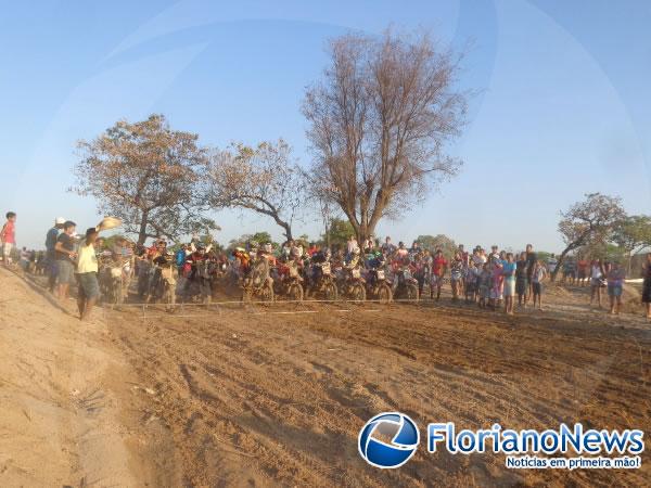 Realizada segunda edição do Motocross Arena Show em Floriano.(Imagem:FlorianoNews)