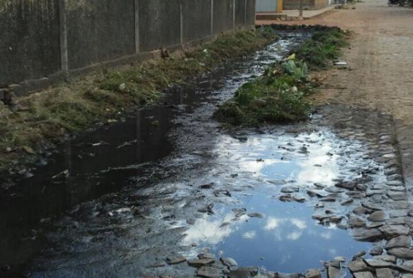 Prefeitura realiza reconstrução de galeria do bairro Matadouro.(Imagem:SECOM)