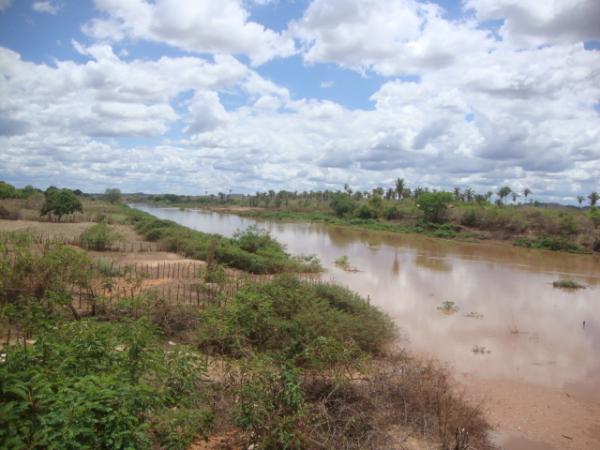 leito do rio que corta o municipio de Arraial(Imagem:redação)