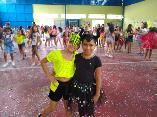 Escola Pequeno Príncipe realiza Baile de Carnaval.(Imagem:EPP)