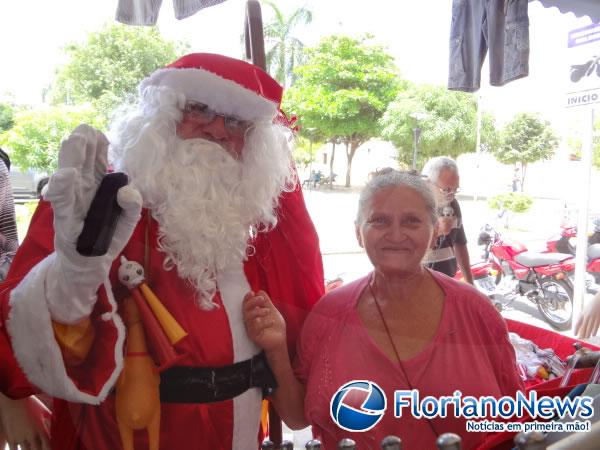 Consumidores aproveitaram o saldão de Natal na loja Lar Paraty.(Imagem:FlorianoNews)