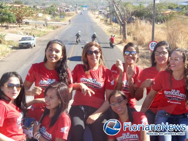 Cajueiro Motos comemora Dia do Motociclista com moto passeio em Floriano. (Imagem:FlorianoNews)