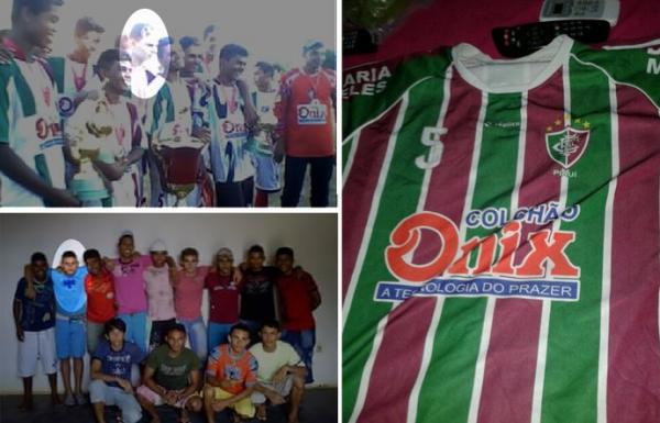 Jonas com colegas de Fluminense-PI, clube que defendeu na base.(Imagem:Arquivo Pessoal)