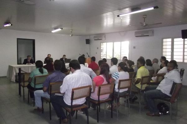 Ministério Publico promoveu reunião sobre propaganda eleitoral antecipada em Floriano.(Imagem:FlorianoNews)
