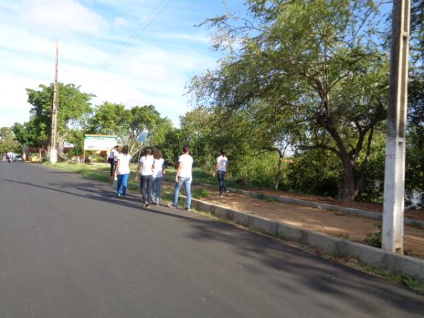 Alunos realizam visita às margens do Rio Parnaíba.(Imagem:FlorianoNews)