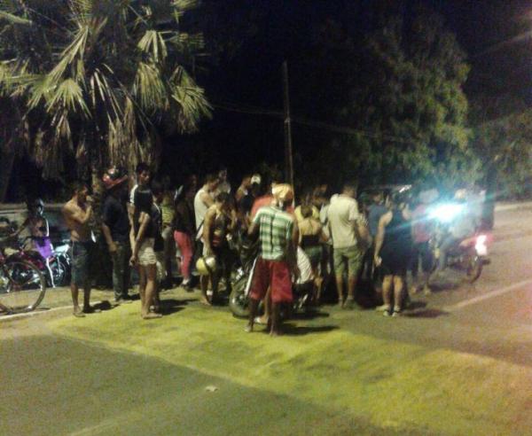Acidente envolve caminhão e motocicleta na Avenida Calixto Lobo.(Imagem:Divulgação)