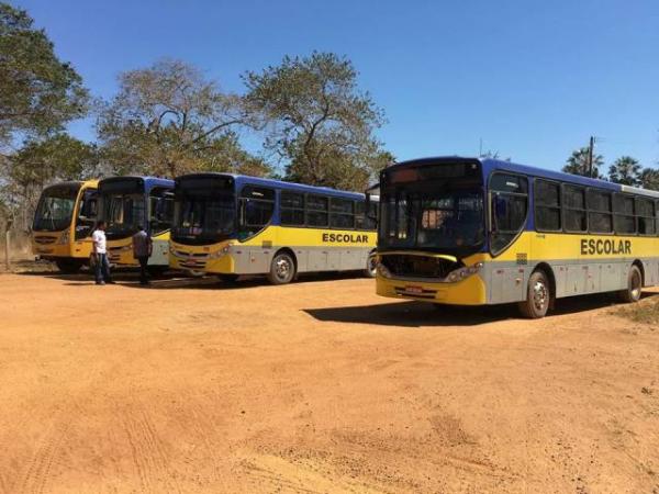 Educação soluciona problemas na rota do transporte escolar na zona rural.(Imagem:SECOM)