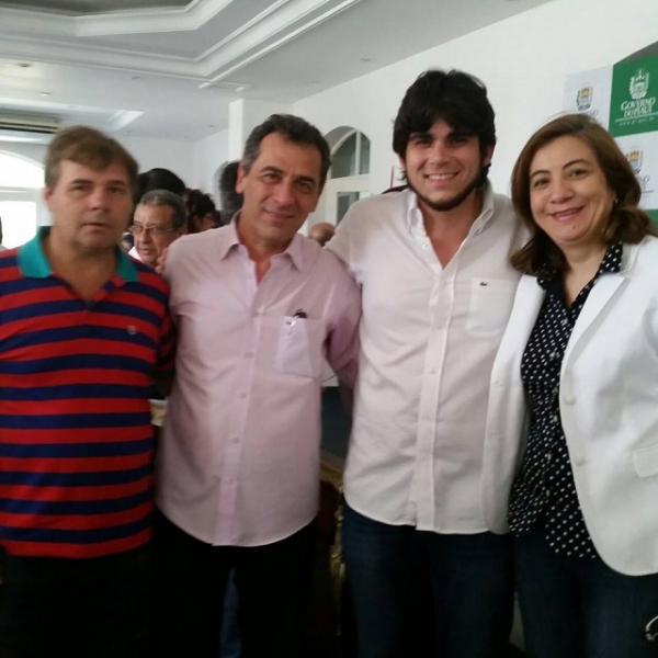 Prefeito Gilberto Júnior participa da posse dos novos concursados da Sesapi.(Imagem:Secom)