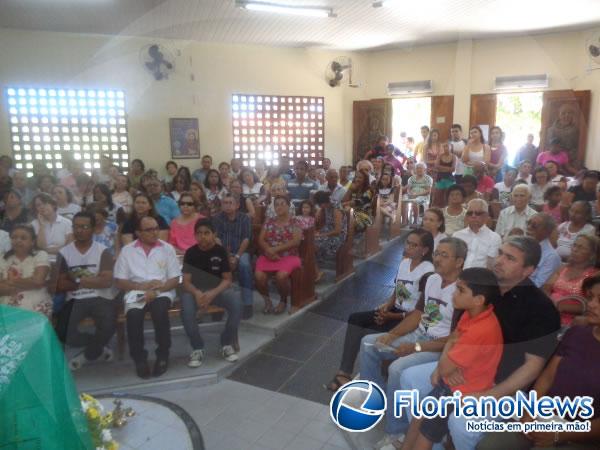 Fiéis lembram Frei Vicente Cardone um ano após sua morte.(Imagem:FlorianoNews)