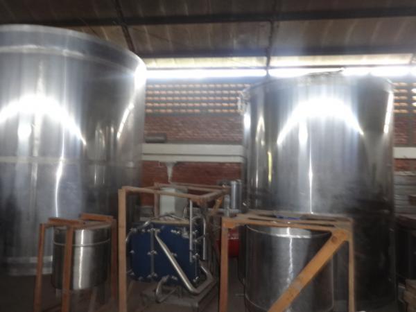 Equipamentos da usina de leite de Floriano.(Imagem:FlorianoNews)
