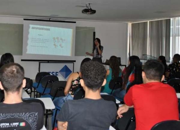 Acadêmicos do curso de Farmácia da FAESF participam de prática interdisciplinar(Imagem:FAESF)