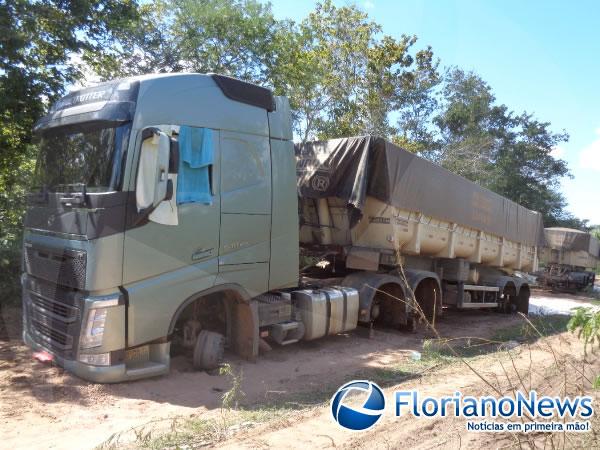 Assaltantes rendem motorista e roubam pneus de carreta em Floriano.(Imagem:FlorianoNews)