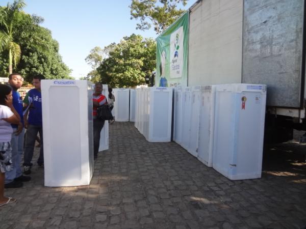 Projeto Agente Eletrobras realizou entrega de geladeiras em Floriano.(Imagem:FlorianoNews)