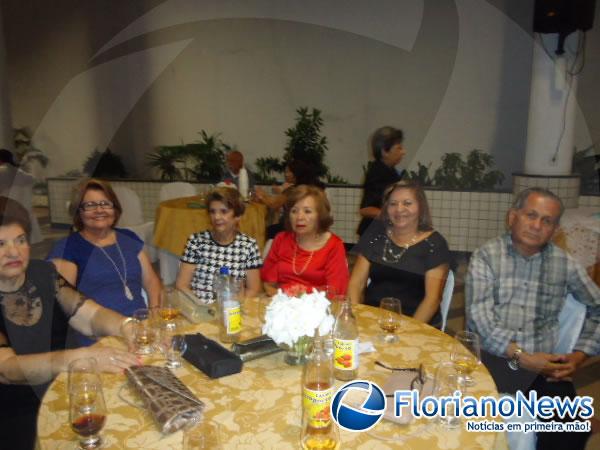 Missa e jantar celebraram quarenta anos de bispado de Dom Augusto.(Imagem:FlorianoNews)