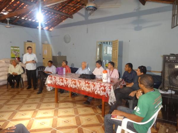 Prefeitura e Banco do Nordeste discutem linha de crédito para setor rural na 44ª Feira Agropecuária.(Imagem:FlorianoNews)