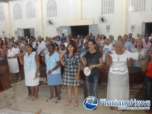 Procissão encerrou os festejos de Nossa Senhora de Fátima em Floriano.(Imagem:FlorianoNews)