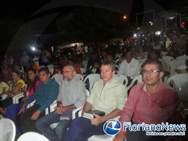 Show gospel encerra Dia da Bíblia em Floriano.(Imagem:FlorianoNews)