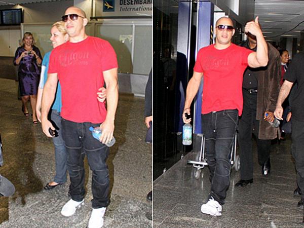 O galã Vin Diesel mostrou simpatia ao desembarcar(Imagem:Divulgação)