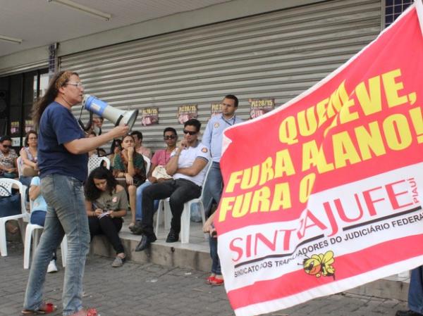 Servidores do Judiciário suspenderam a greve por tempo indeterminado.(Imagem:Catarina Costa/G1 PI)