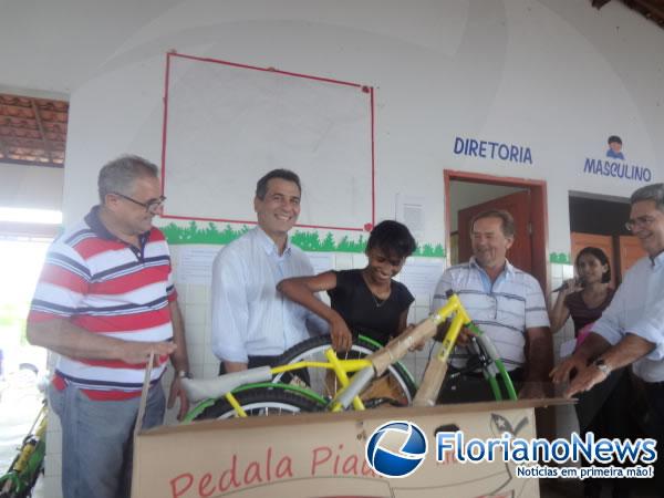 Prefeitura de Floriano entrega bicicletas através do Programa Pedala Piauí.(Imagem:FlorianoNews)