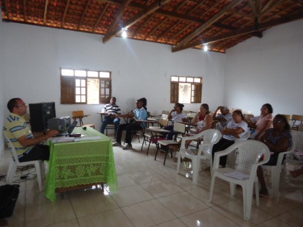 Paróquia São José Operário realiza assembleia de pastoral paroquial.(Imagem:FlorianoNews)