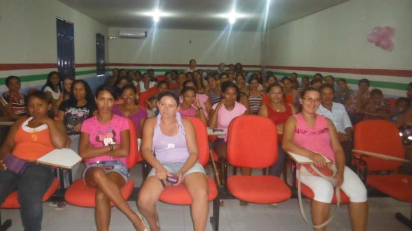 Unidade Escolar Pedro ferreira Góes realizou festa para mães baronenses.(Imagem:FlorianoNews)