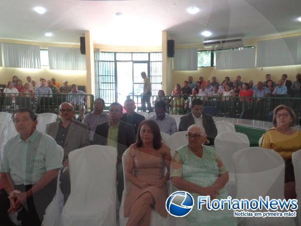 Vereador Carlos Antônio toma posse como presidente da Câmara de Floriano.(Imagem:FlorianoNews)