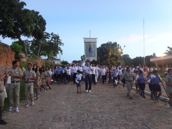 Católicos participaram da III Caminhada da Paz em Floriano.(Imagem:FlorianoNews)