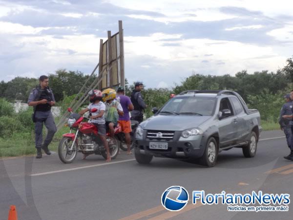 Polícia Militar realizou blitz repressiva em Barão de Grajaú.(Imagem:FlorianoNews)