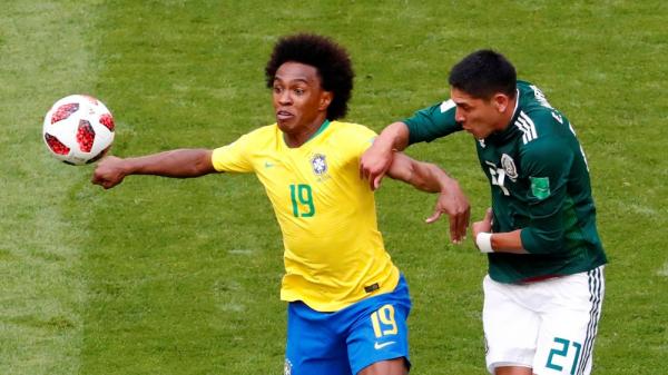 Willian disputou a últiima Copa do Mundo.(Imagem:REUTERS/David Gray)