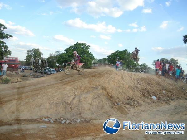 Muita adrenalina marca final de semana na Arena Cross.(Imagem:FlorianoNews)