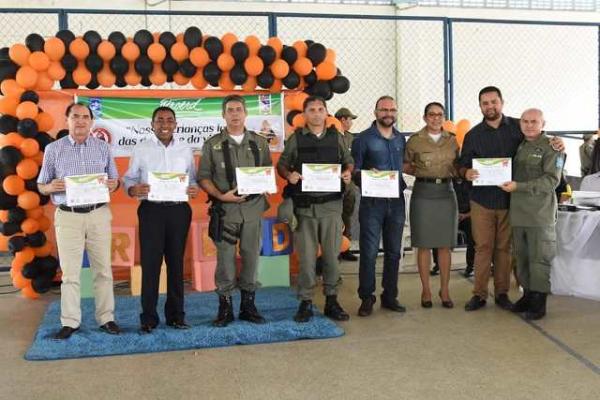 Alunos participam de formatura do PROERD em Floriano.(Imagem:SECOM)