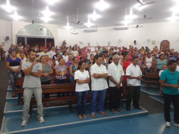 Paróquia de Nossa Senhora das Graças encerrou o 12º Cerco de Jericó.(Imagem:FlorianoNews)